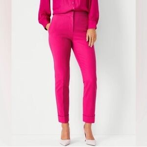 Ann Taylor Women's Pretty In Pink Slim Fit Pants Size 6